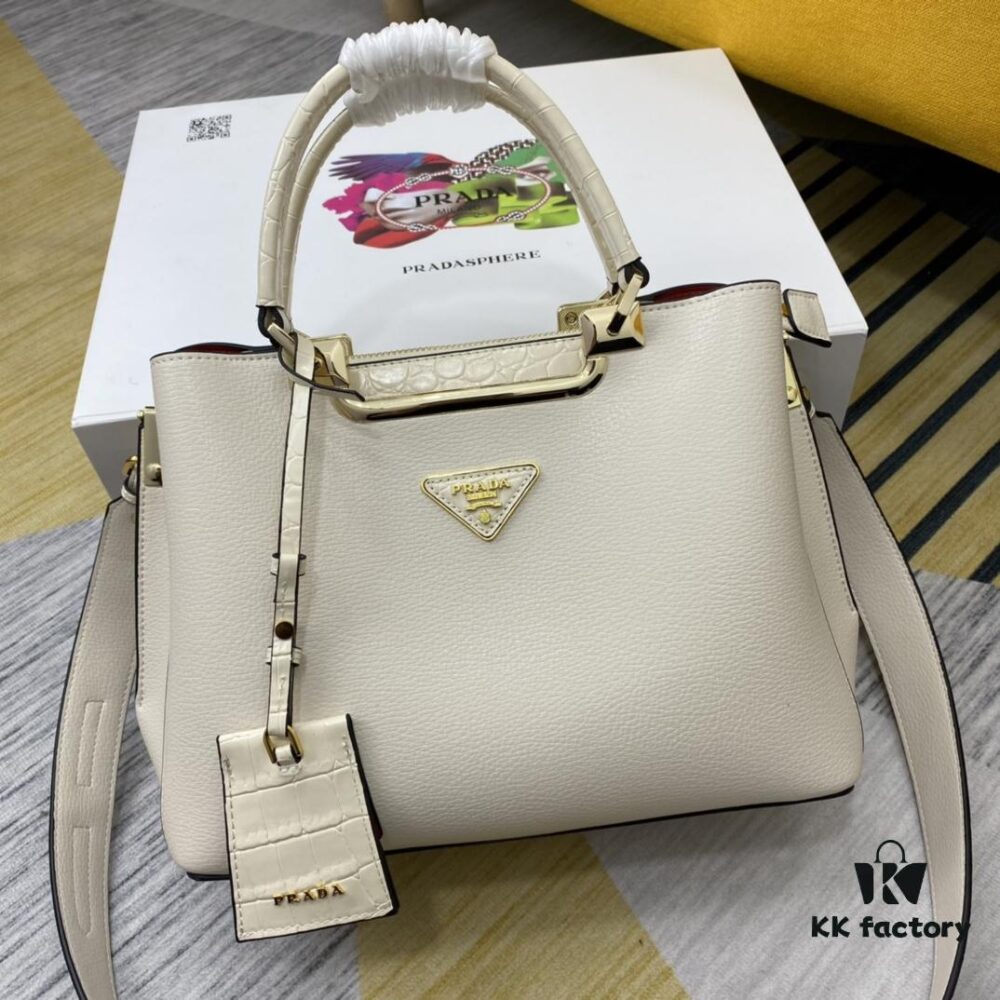 Bolso de mujer Prada